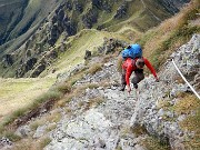 58 In ripida salita con uso delle mani